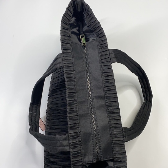Victoria Secret Large Black Travel Tote NWT - Picture 7 of 8